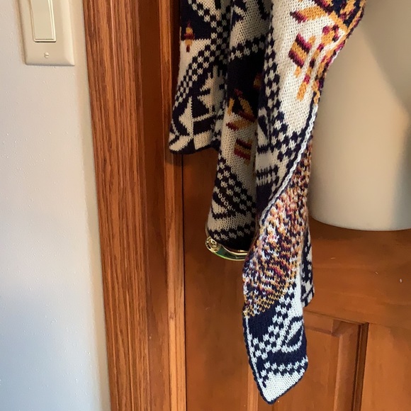 Repartee sweater - Picture 5 of 8